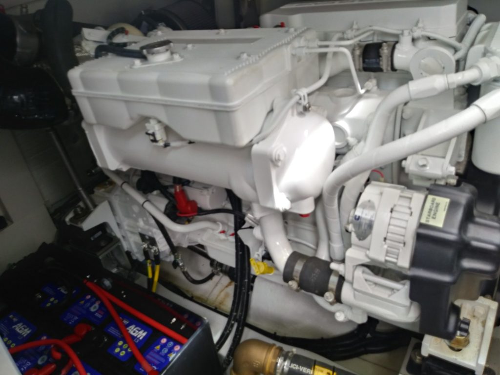 2017 Azimut 43' Magellano Engines